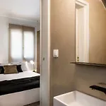 Artemide Places- Petite דירה