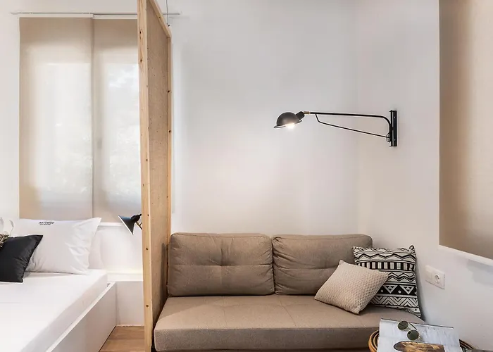 Artemide Places- Petite *