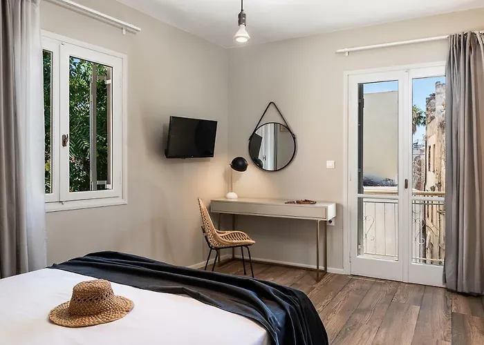 Artemide Places- Petite