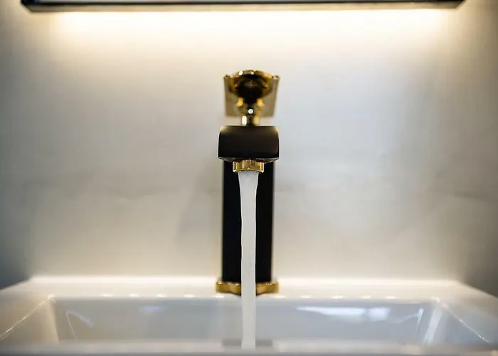 Artemide Places- Petite Appartement La Canée