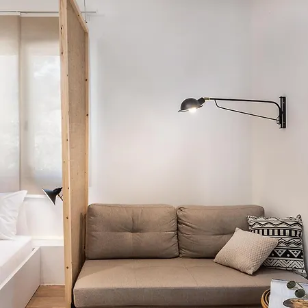 Artemide Places- Petite *