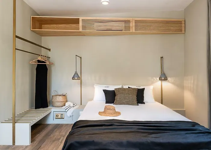 Artemide Places- Petite * Chania (Crete)