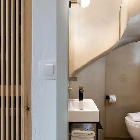 Artemide Places- Petite *