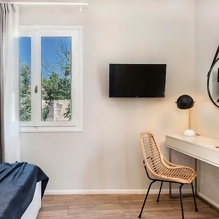 Apartment Artemide Places- Petite *